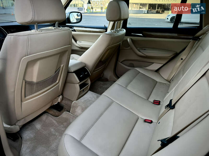 Внедорожник / Кроссовер BMW X3 2013 в Киеве