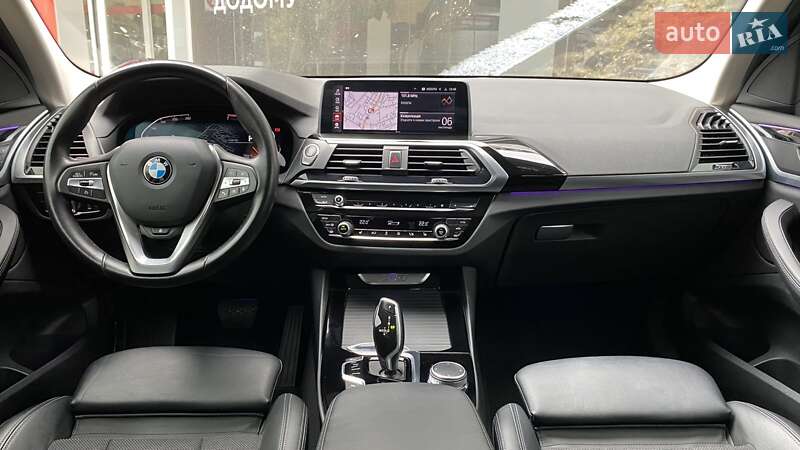 Внедорожник / Кроссовер BMW X3 2021 в Одессе