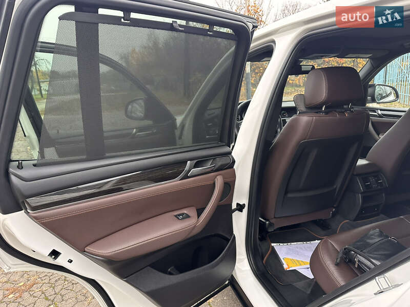 Внедорожник / Кроссовер BMW X3 2017 в Новоднестровске