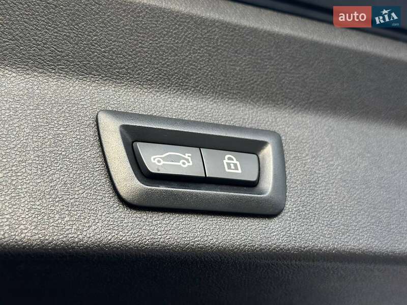 Внедорожник / Кроссовер BMW X3 2019 в Киеве