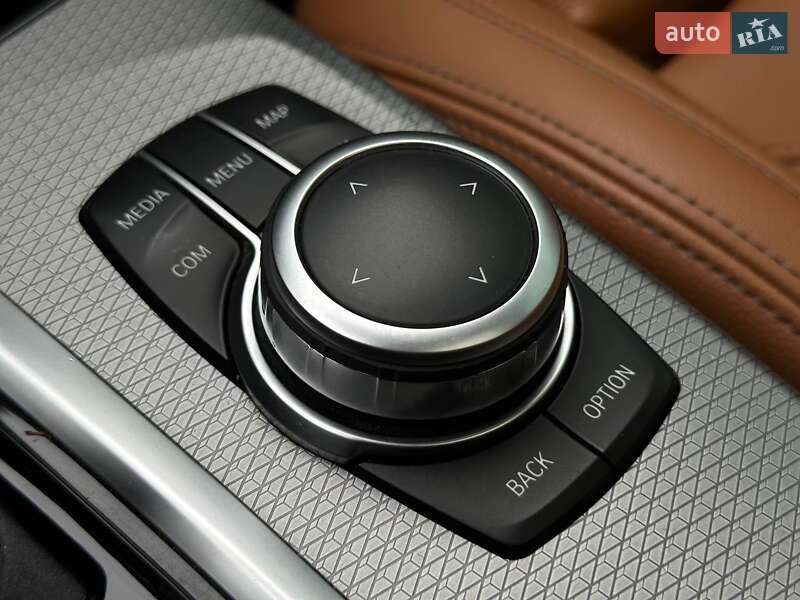 Внедорожник / Кроссовер BMW X3 2019 в Киеве