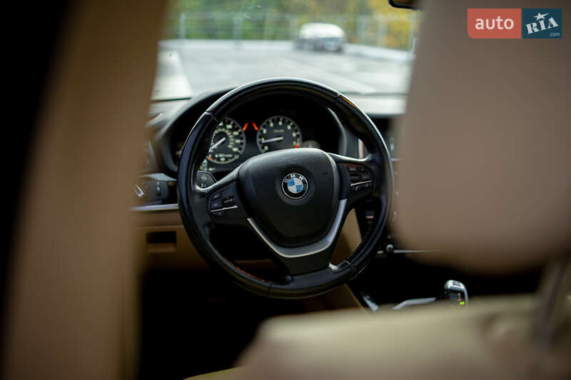 Внедорожник / Кроссовер BMW X3 2016 в Киеве