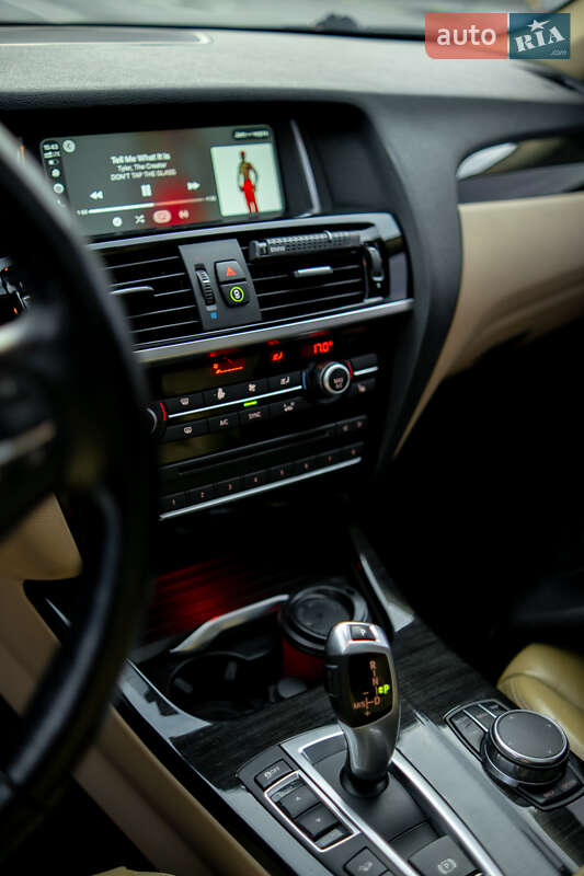 Внедорожник / Кроссовер BMW X3 2016 в Киеве