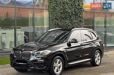 Позашляховик / Кросовер BMW X3 2021 в Чернівцях
