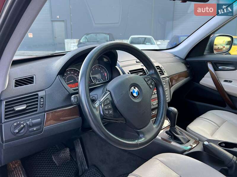 Внедорожник / Кроссовер BMW X3 2010 в Львове