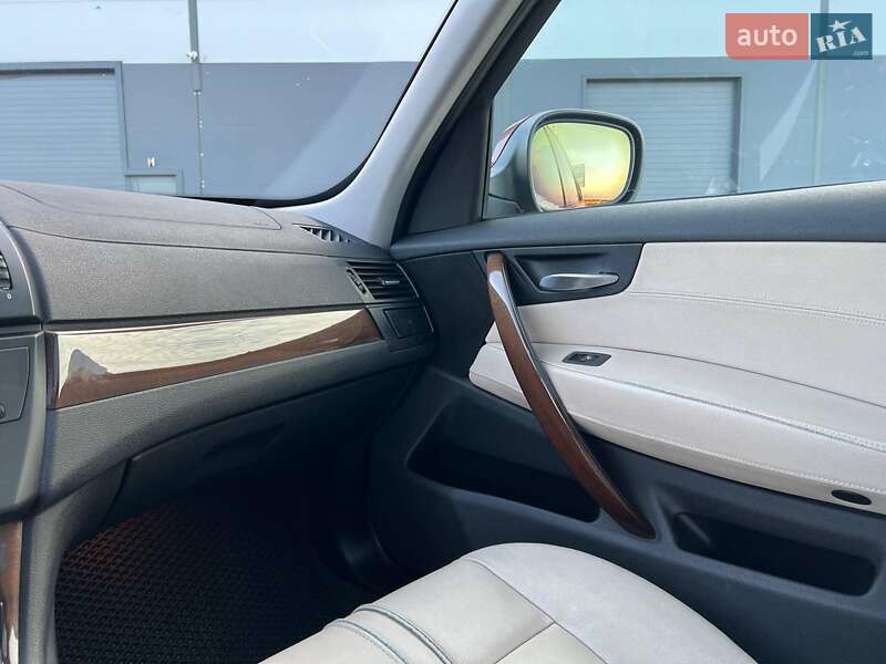 Внедорожник / Кроссовер BMW X3 2010 в Львове