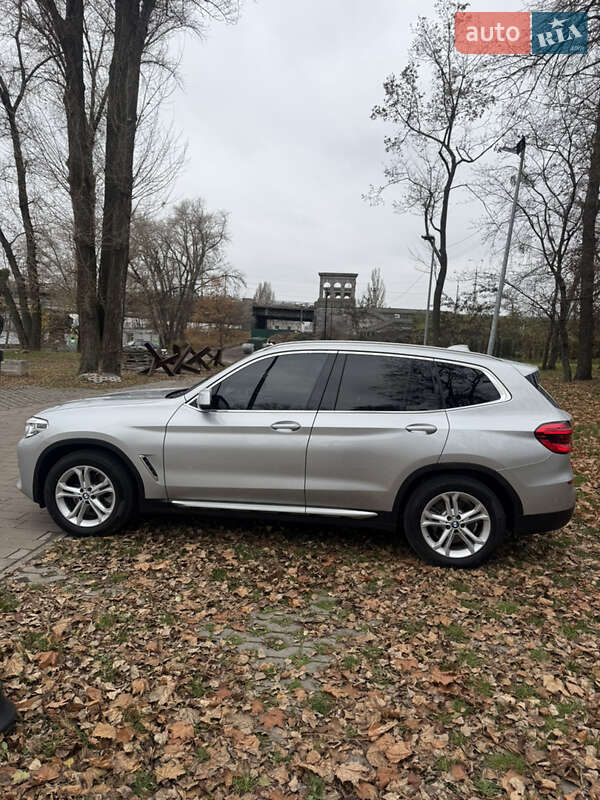 Внедорожник / Кроссовер BMW X3 2019 в Киеве