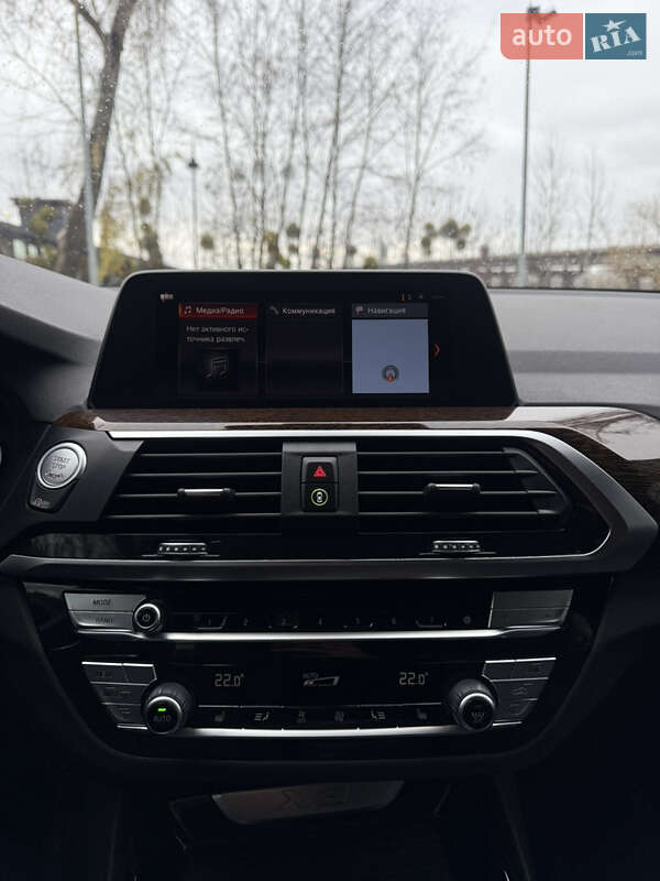 Внедорожник / Кроссовер BMW X3 2019 в Киеве