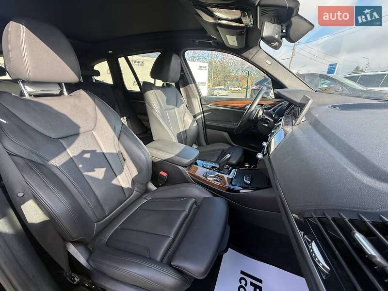 Позашляховик / Кросовер BMW X3 2019 в Луцьку