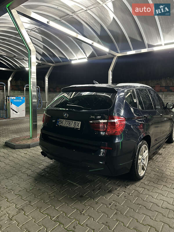 Внедорожник / Кроссовер BMW X3 2013 в Ровно