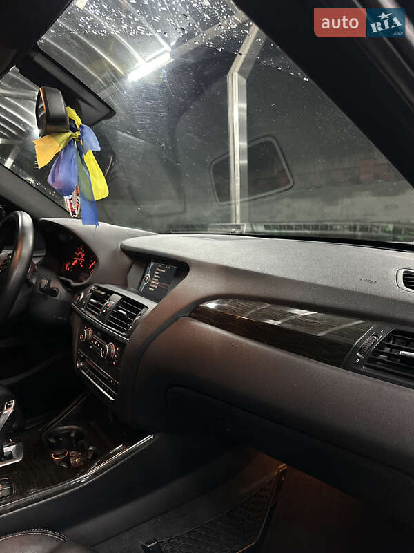 Внедорожник / Кроссовер BMW X3 2013 в Ровно