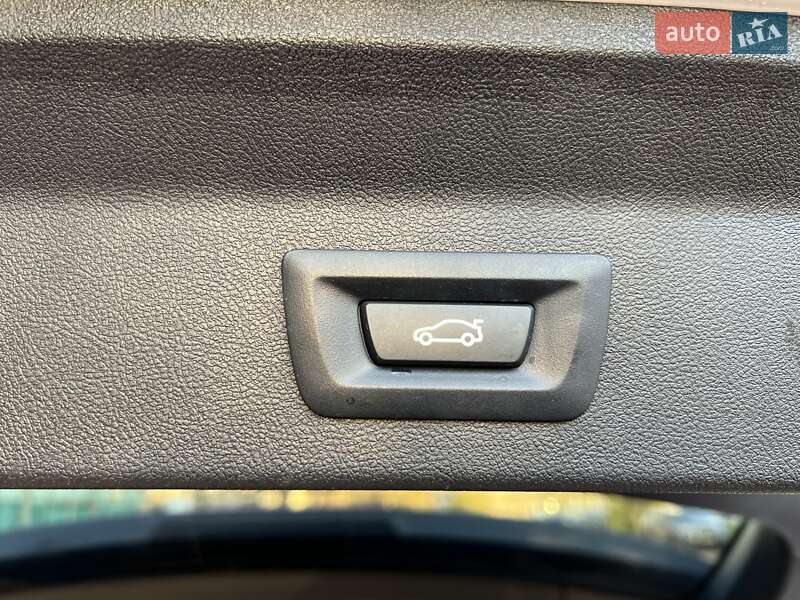 Внедорожник / Кроссовер BMW X3 2019 в Киеве