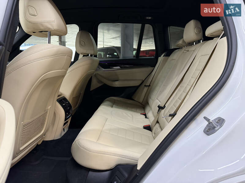 Внедорожник / Кроссовер BMW X3 2018 в Одессе