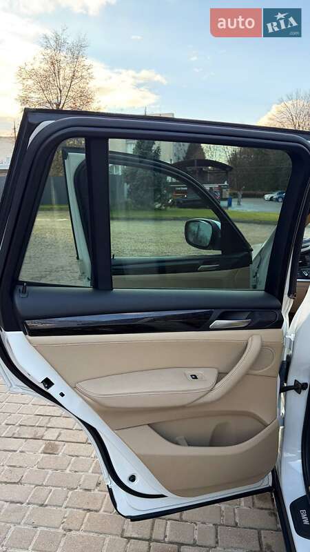 Внедорожник / Кроссовер BMW X3 2014 в Львове