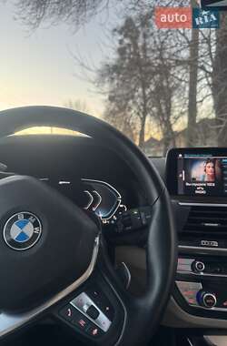 Внедорожник / Кроссовер BMW X3 2020 в Киеве