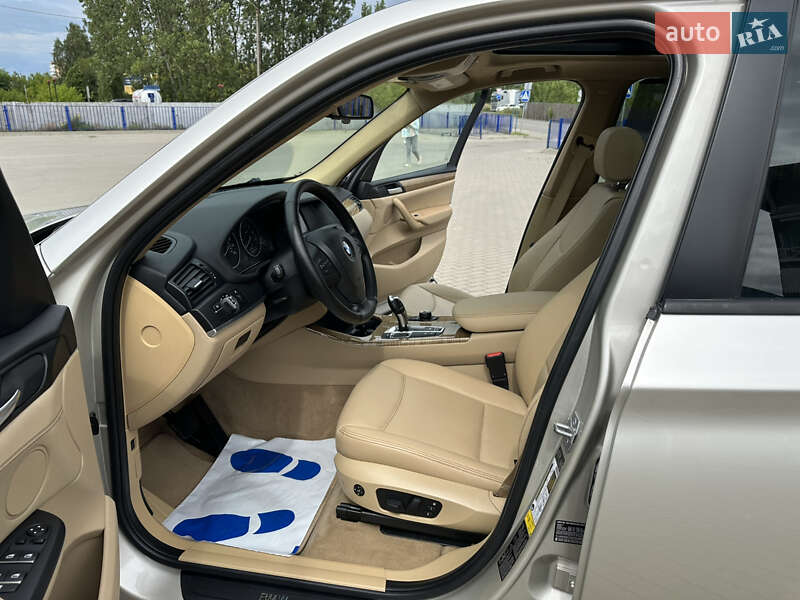 Внедорожник / Кроссовер BMW X3 2013 в Ковеле