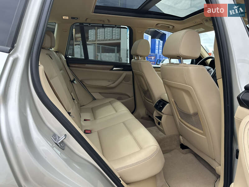 Внедорожник / Кроссовер BMW X3 2013 в Ковеле