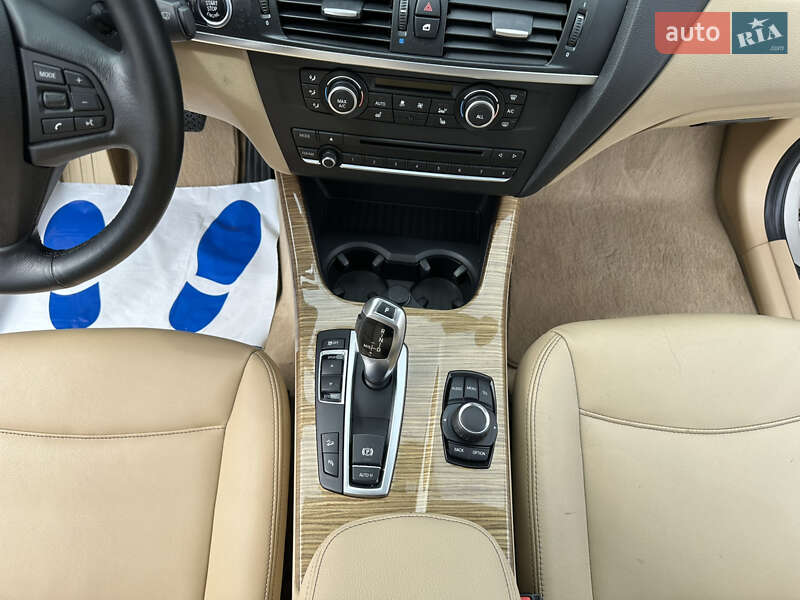 Внедорожник / Кроссовер BMW X3 2013 в Ковеле