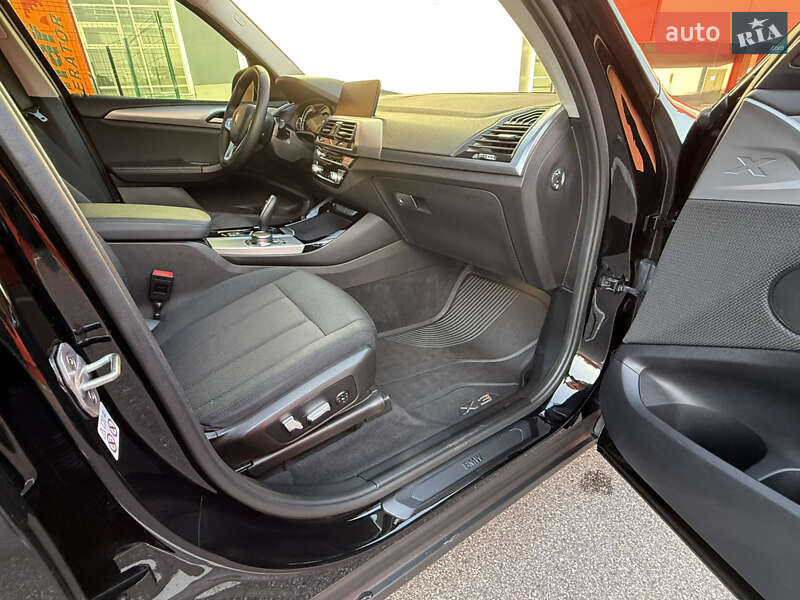 Позашляховик / Кросовер BMW X3 2018 в Києві