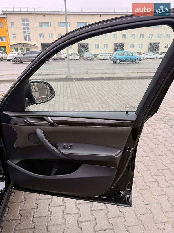 Внедорожник / Кроссовер BMW X3 2016 в Киеве