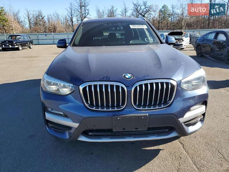 Внедорожник / Кроссовер BMW X3 2019 в Киеве