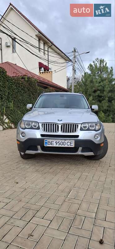 Внедорожник / Кроссовер BMW X3 2009 в Одессе