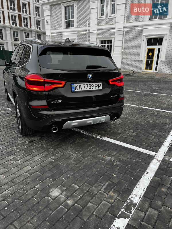 Внедорожник / Кроссовер BMW X3 2018 в Киеве