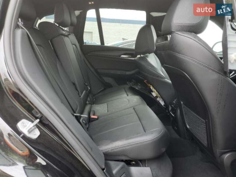 Внедорожник / Кроссовер BMW X3 2023 в Монастырище