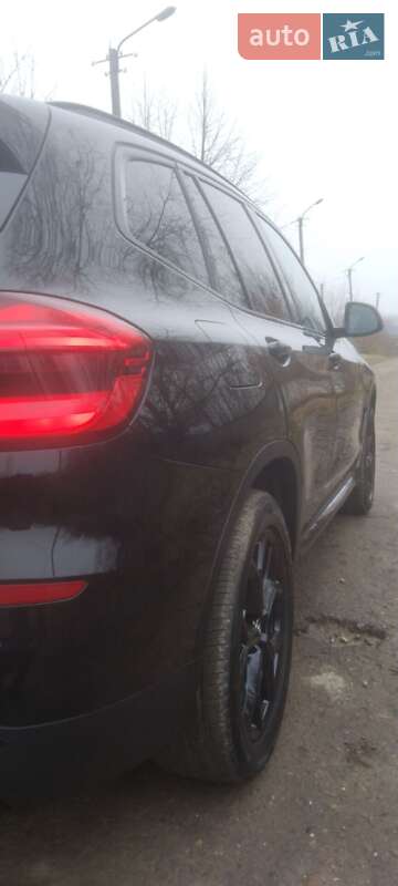 Внедорожник / Кроссовер BMW X3 2021 в Самборе