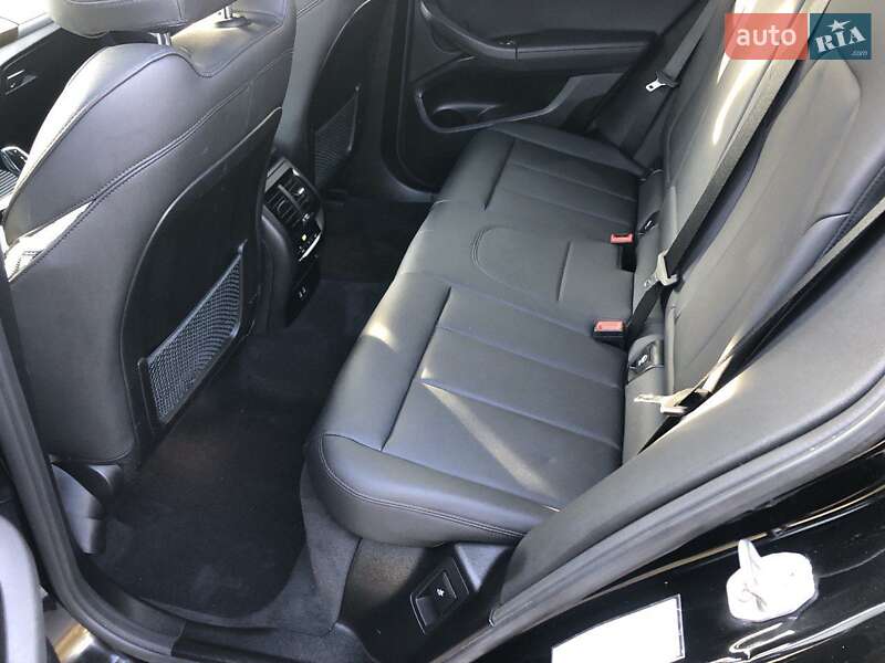 Внедорожник / Кроссовер BMW X3 2021 в Самборе