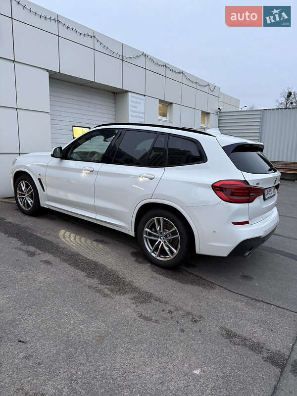 Внедорожник / Кроссовер BMW X3 2018 в Киеве