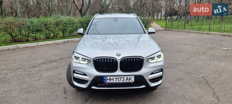 Внедорожник / Кроссовер BMW X3 2018 в Одессе