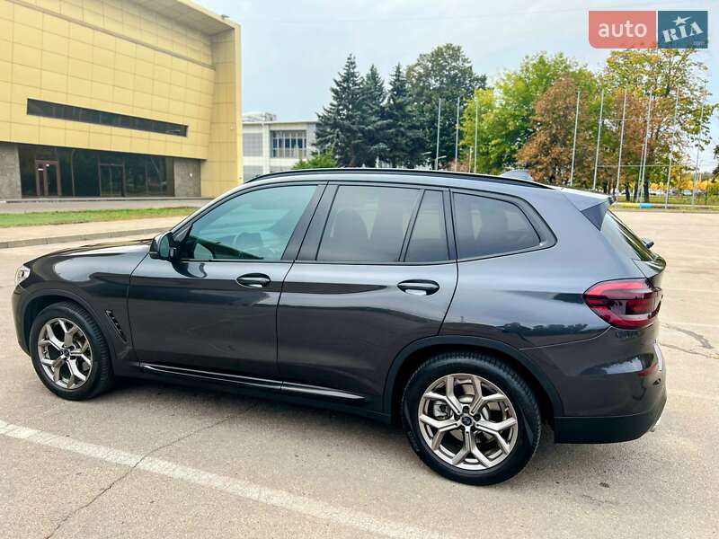 Внедорожник / Кроссовер BMW X3 2020 в Запорожье