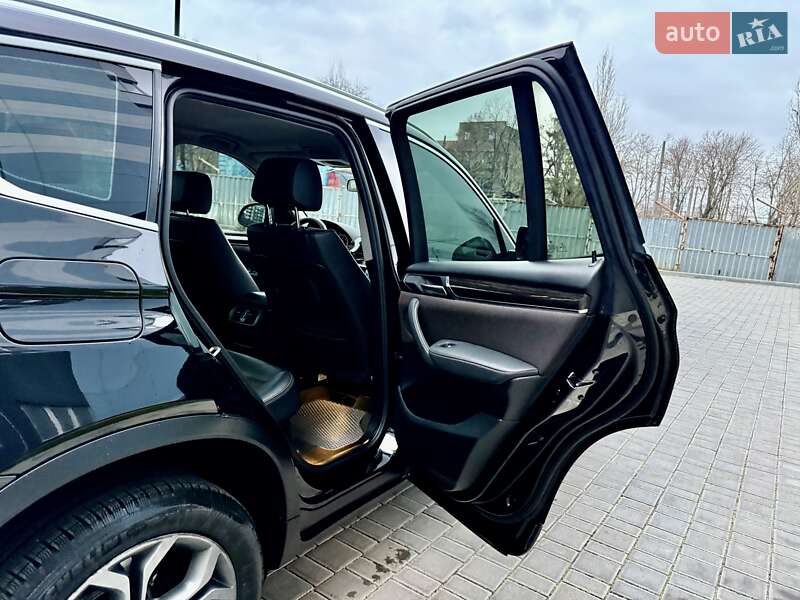 Внедорожник / Кроссовер BMW X3 2016 в Одессе