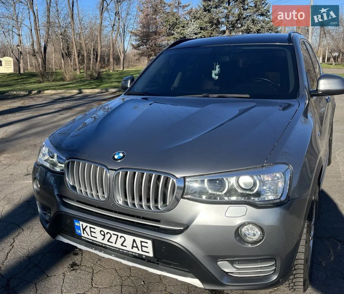 продаю гарний сімейний автомобіль.
офіційний вся історія обслуговування на  АВТ Баварія Запоріжжя, цепок замінено на 120 тис все по оригіналу, останнє ТО 1000 км тому все по регламенту, плюс заміна свічок та задніх колодок, жодних помилок та проблем, готовий до перевірок на сто, три комплекти ковриків.
