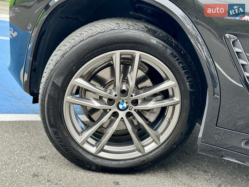 Внедорожник / Кроссовер BMW X3 2020 в Киеве