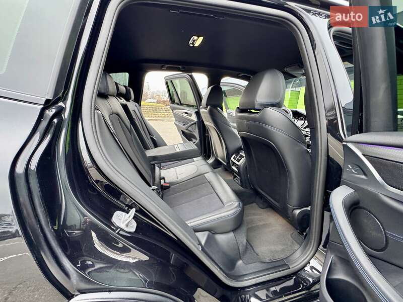 Внедорожник / Кроссовер BMW X3 2020 в Киеве