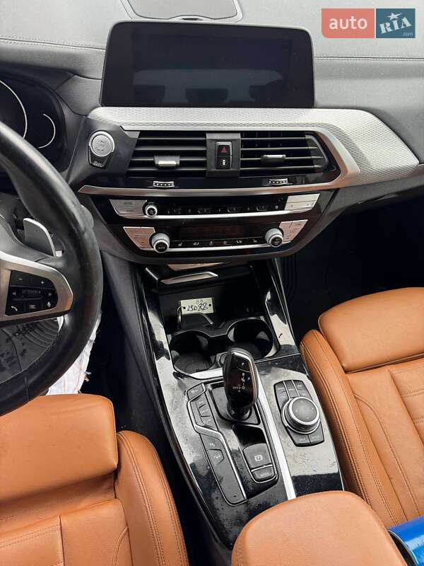 Внедорожник / Кроссовер BMW X3 2020 в Львове