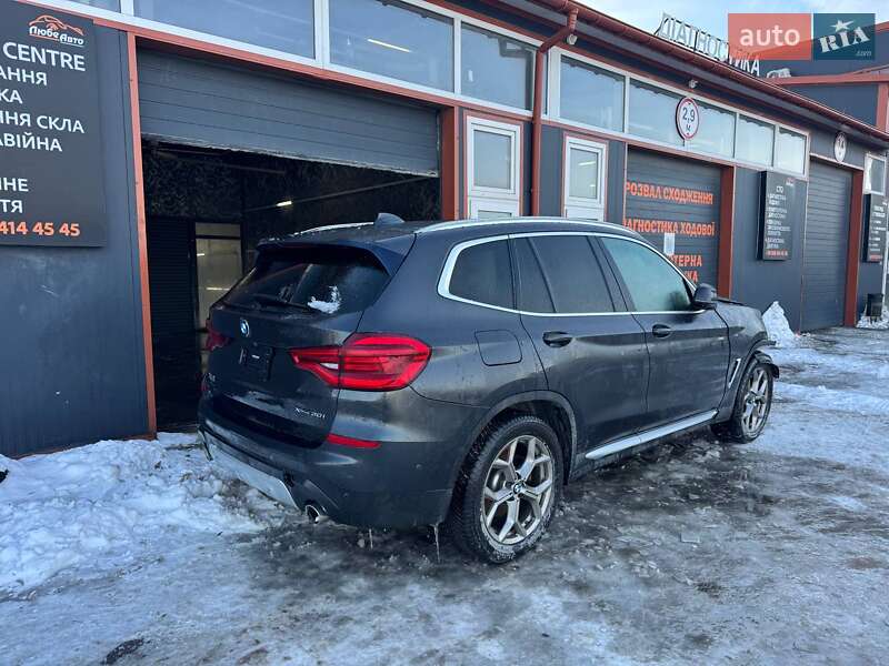 Внедорожник / Кроссовер BMW X3 2020 в Львове