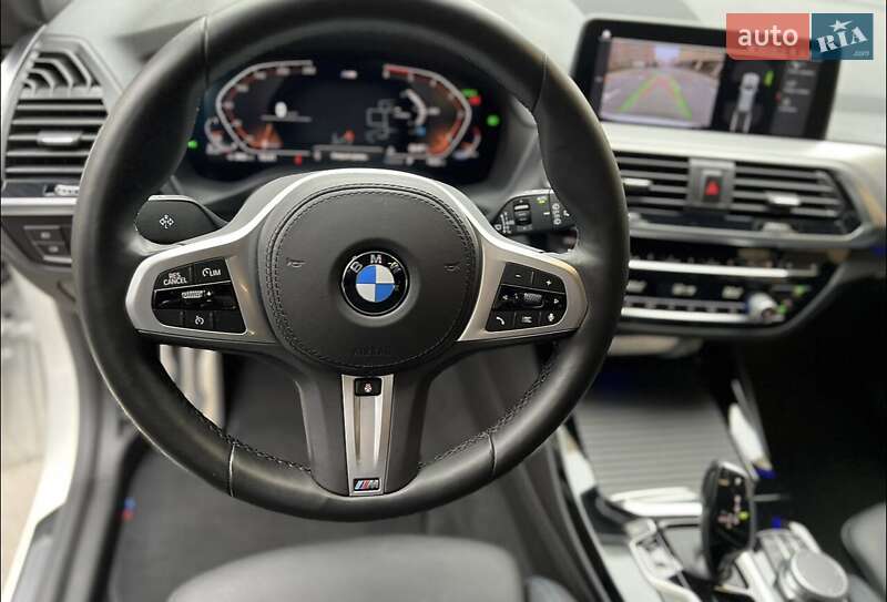 Внедорожник / Кроссовер BMW X3 2021 в Харькове