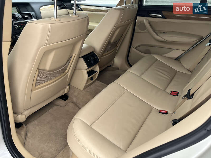 Внедорожник / Кроссовер BMW X3 2013 в Ковеле