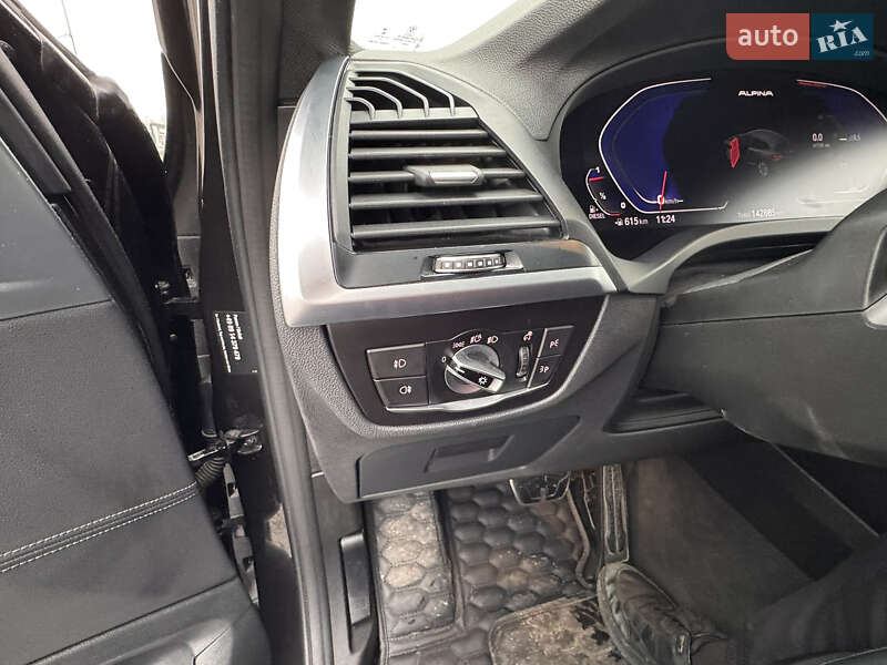 Внедорожник / Кроссовер BMW X3 2019 в Львове