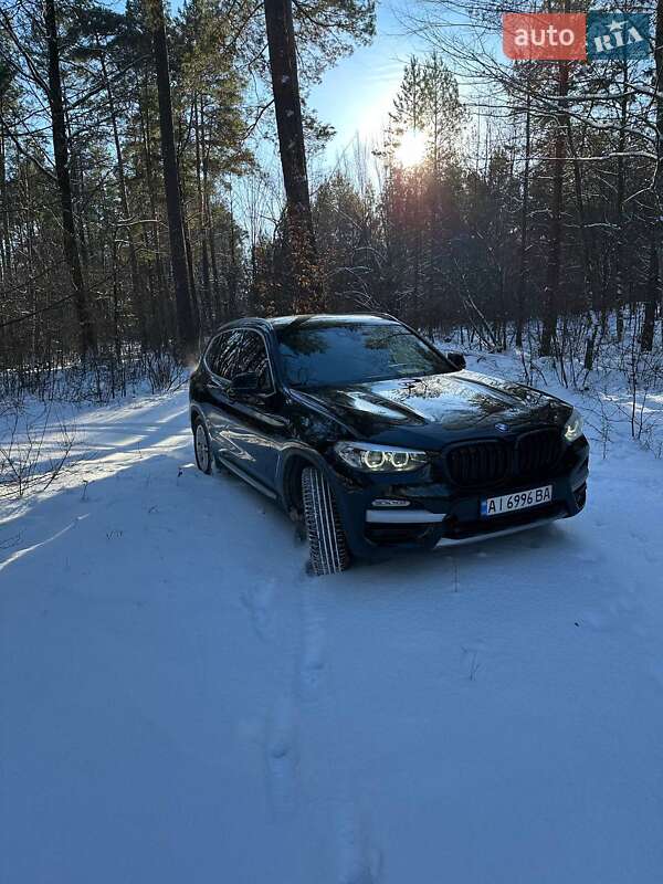 Внедорожник / Кроссовер BMW X3 2019 в Киеве