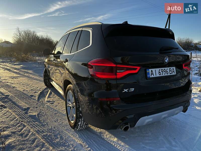 Внедорожник / Кроссовер BMW X3 2019 в Киеве
