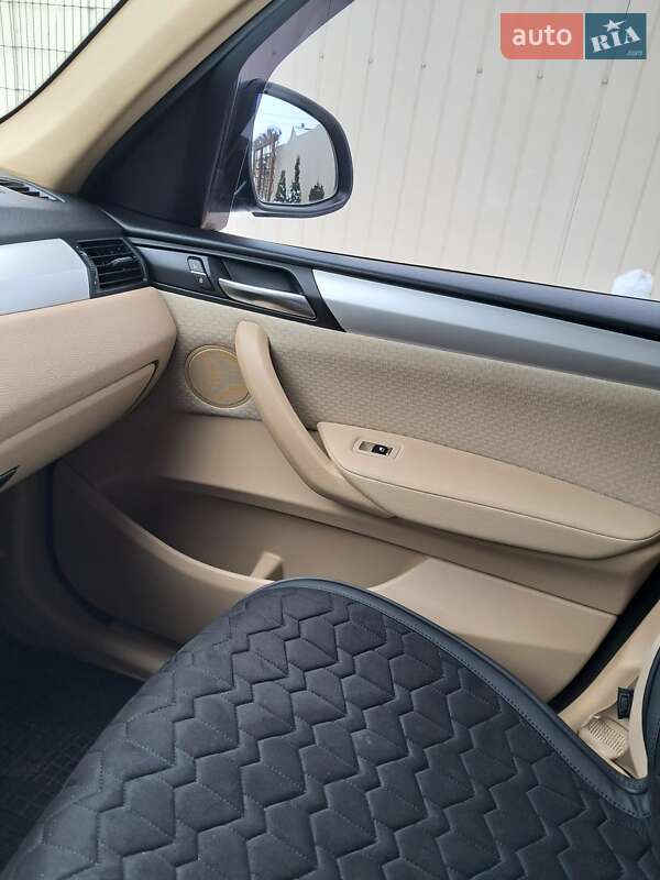 Внедорожник / Кроссовер BMW X3 2015 в Ужгороде