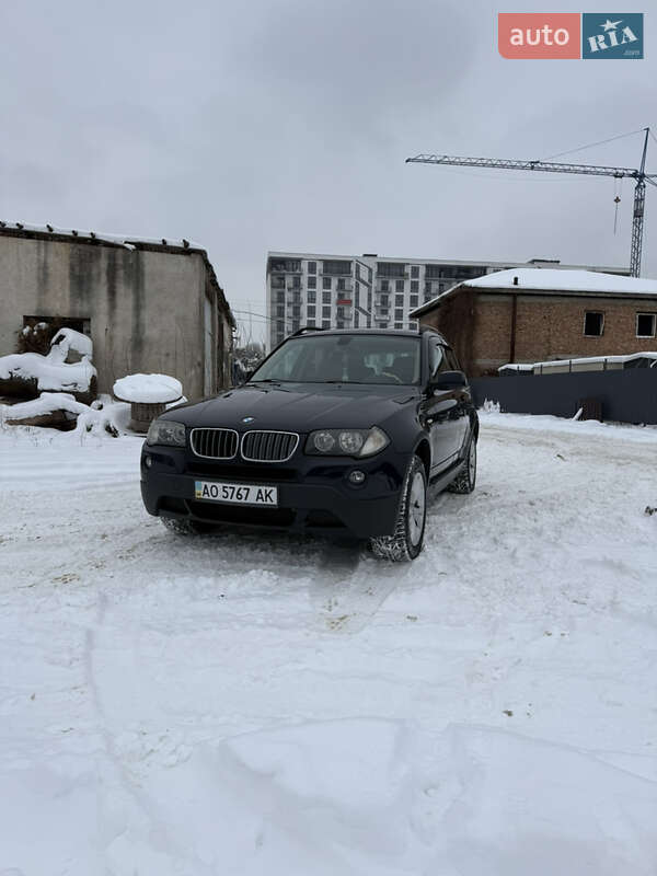 Внедорожник / Кроссовер BMW X3 2008 в Ужгороде