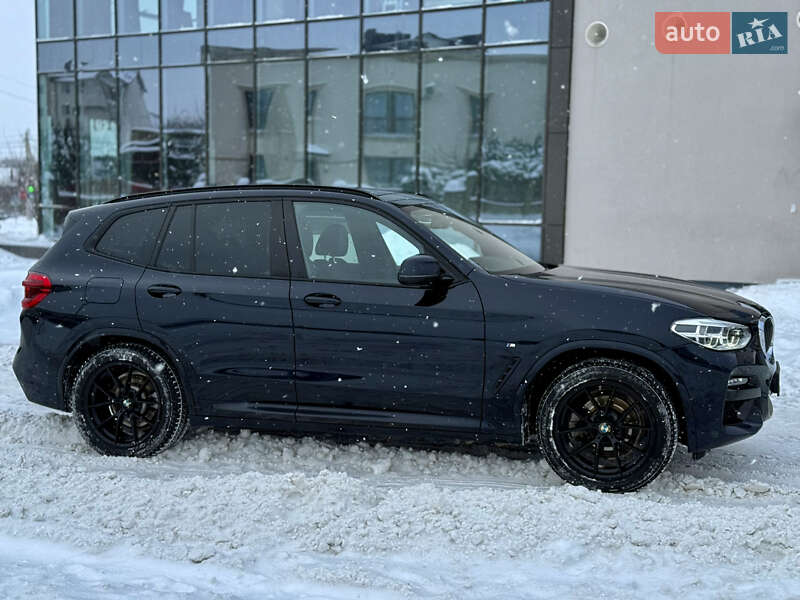 Внедорожник / Кроссовер BMW X3 2021 в Ровно