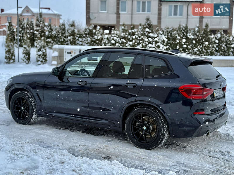Внедорожник / Кроссовер BMW X3 2021 в Ровно