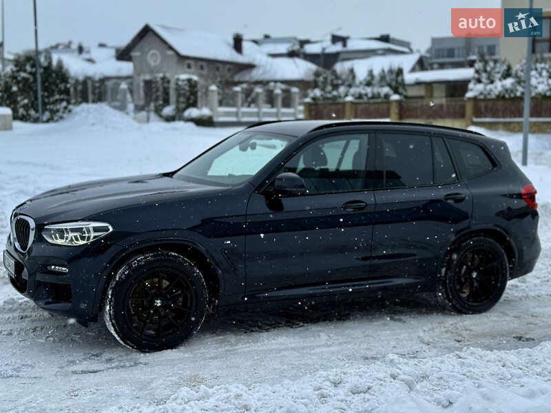 Внедорожник / Кроссовер BMW X3 2021 в Ровно