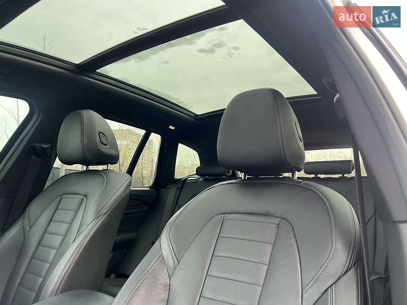 Внедорожник / Кроссовер BMW X3 2021 в Киеве